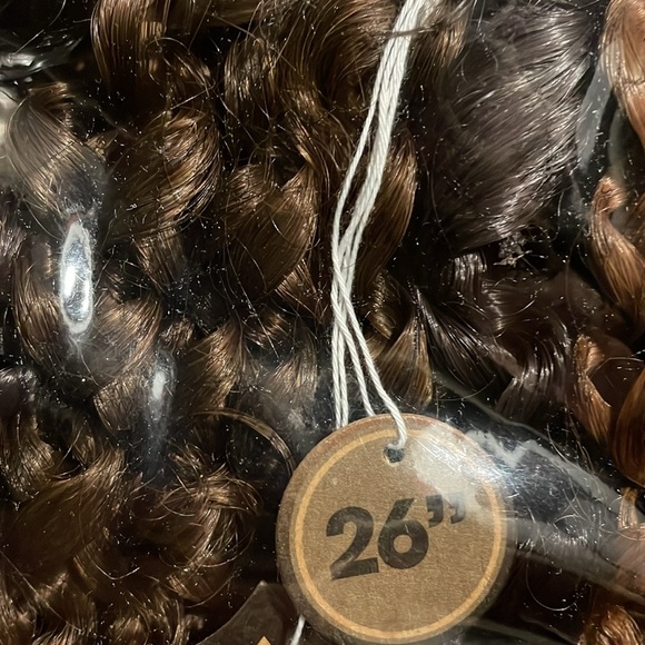 Brazilian Hair - Picture 4 of 8